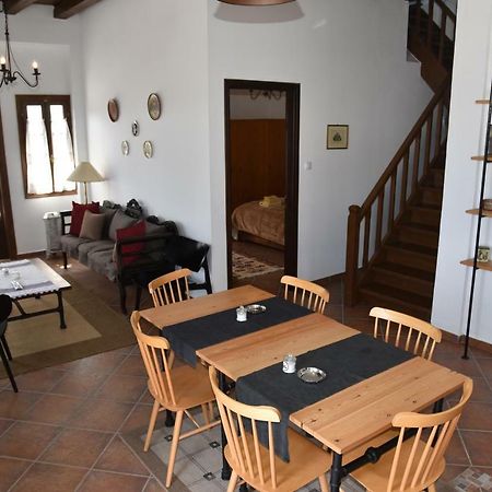 Karpofora Traditional Guesthouse Miléai Buitenkant foto