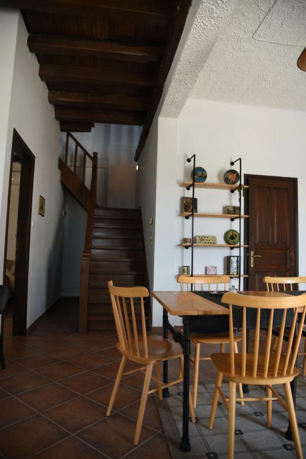 Karpofora Traditional Guesthouse Miléai Buitenkant foto